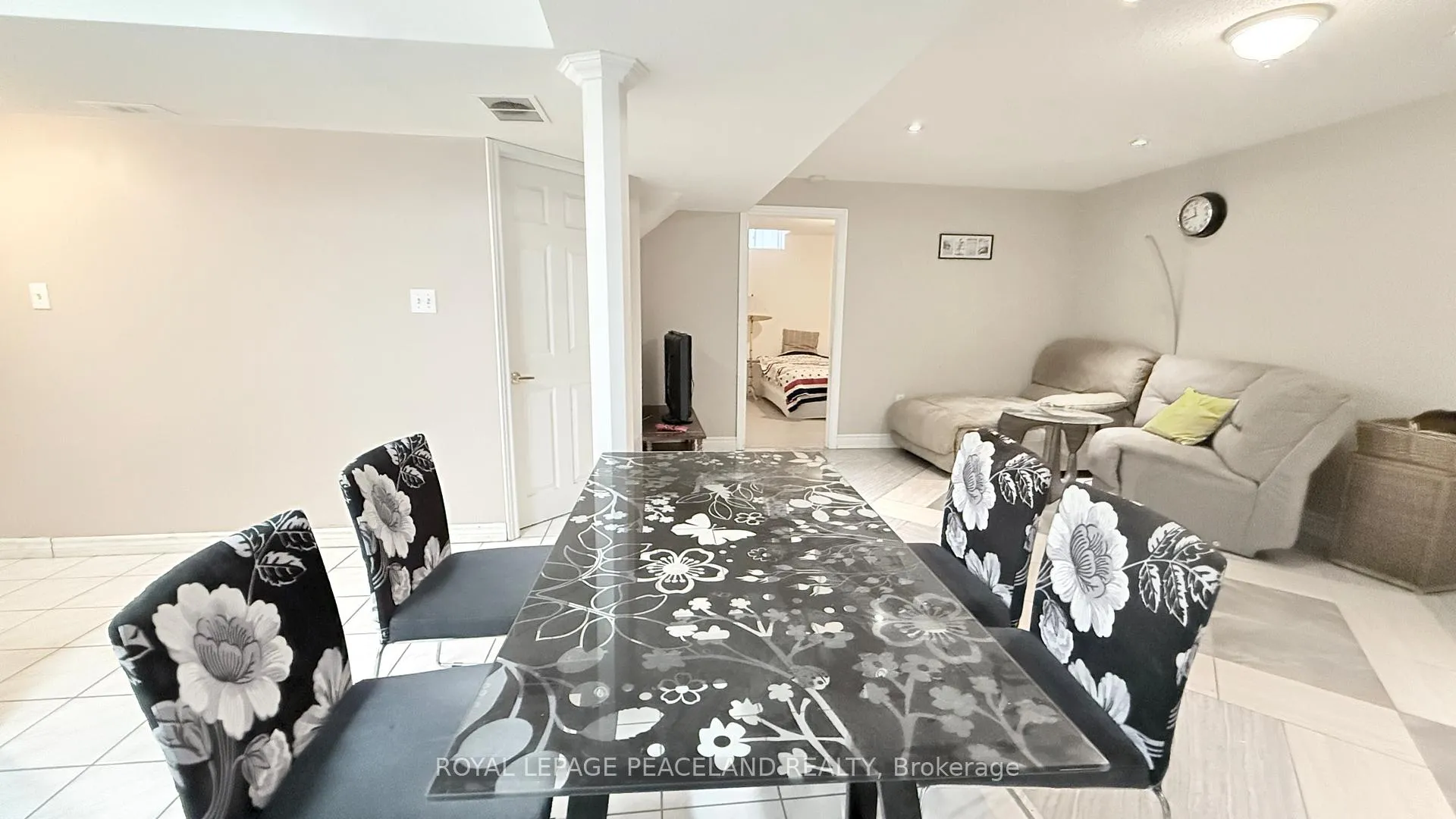 Photo 33 of 110 Annina Crescent, Markham, Village Green-South Unionville — HOMEH