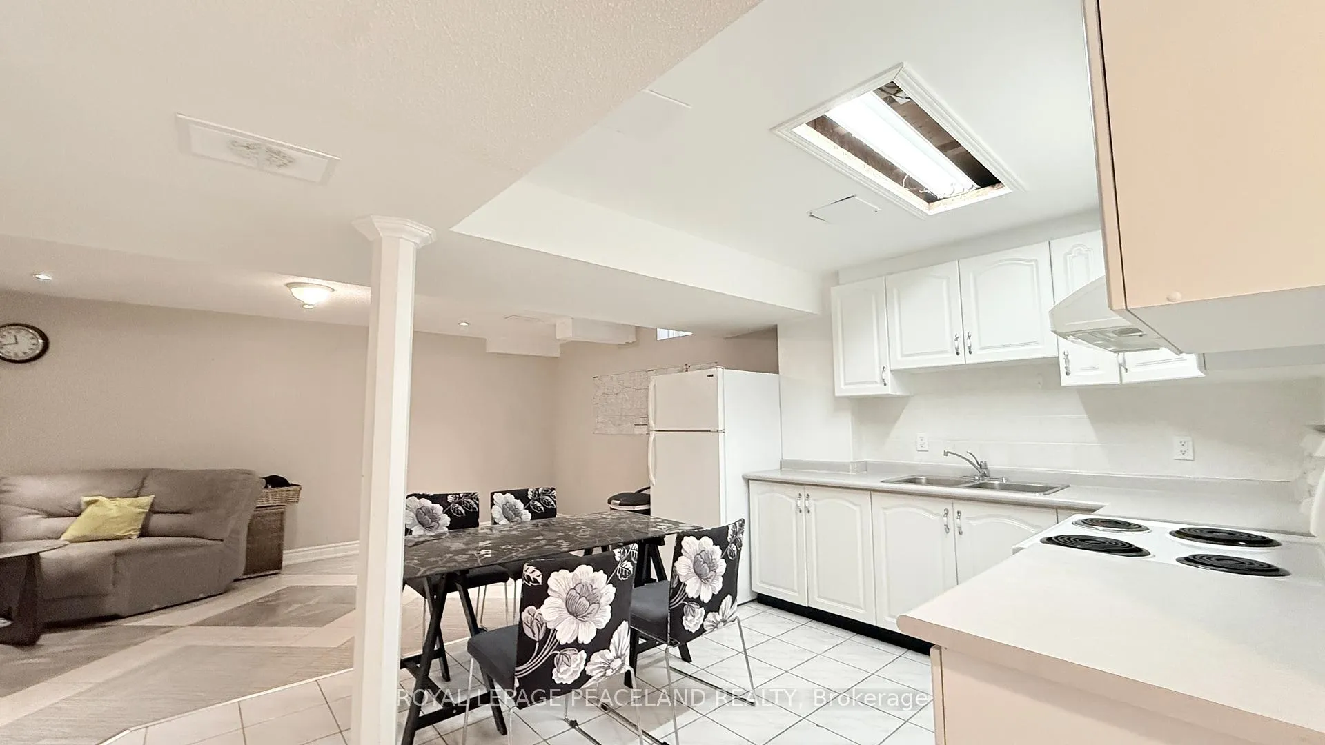 Photo 36 of 110 Annina Crescent, Markham, Village Green-South Unionville — HOMEH