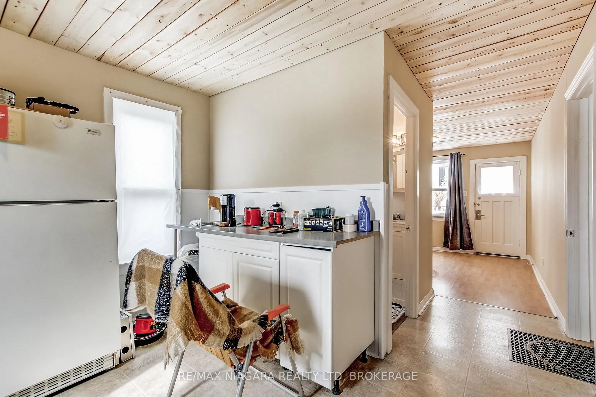 Photo 24 of 8 Catharine Street, Port Colborne, Sugarloaf — HOMEH