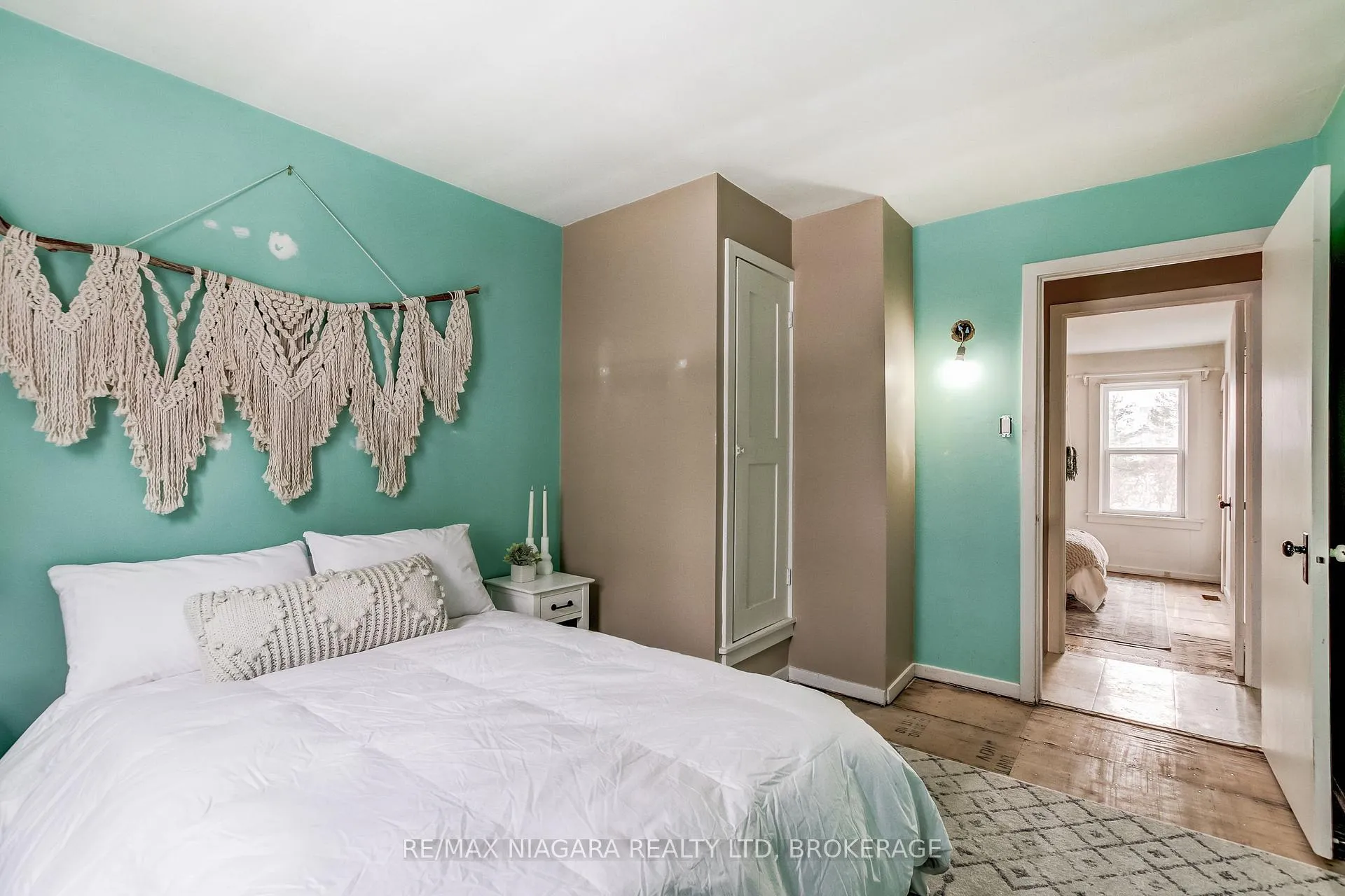 Photo 46 of 8 Catharine Street, Port Colborne, Sugarloaf — HOMEH