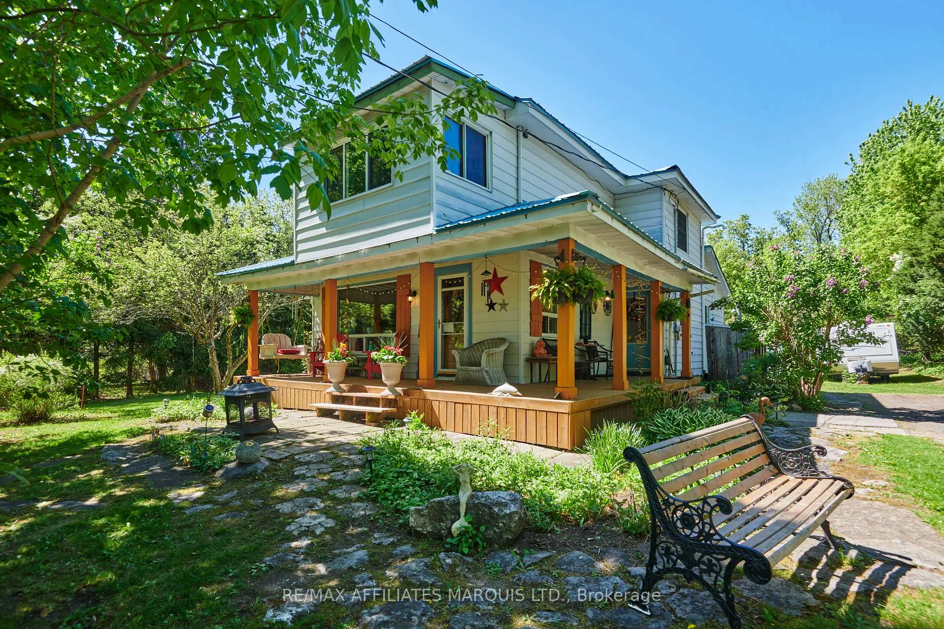 Front of 17259 County 18 Road W