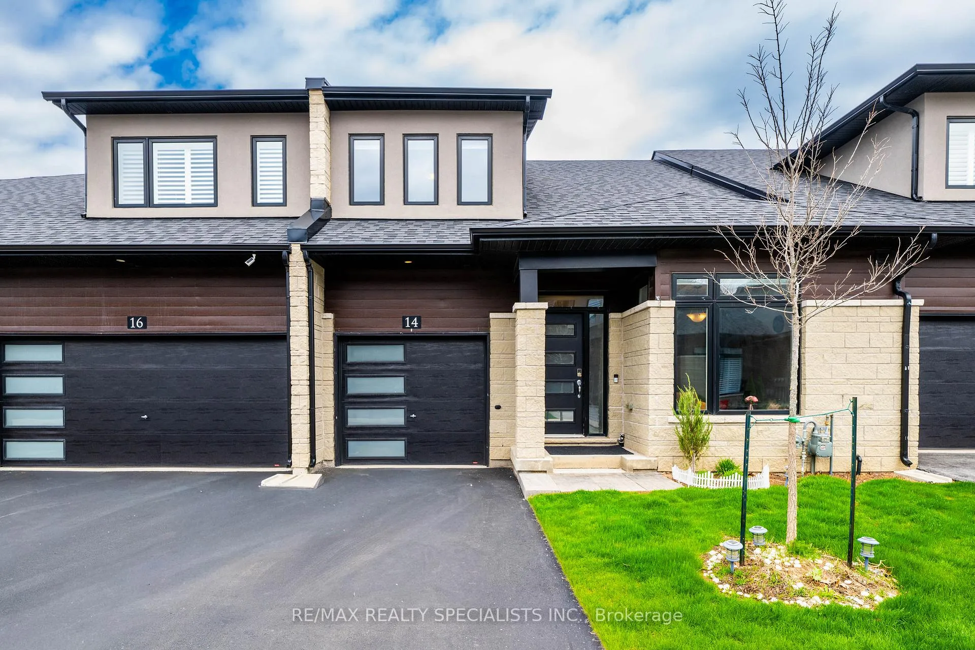 Photo 2 of 14 Welch Lane, Hamilton, Mountview — HOMEH