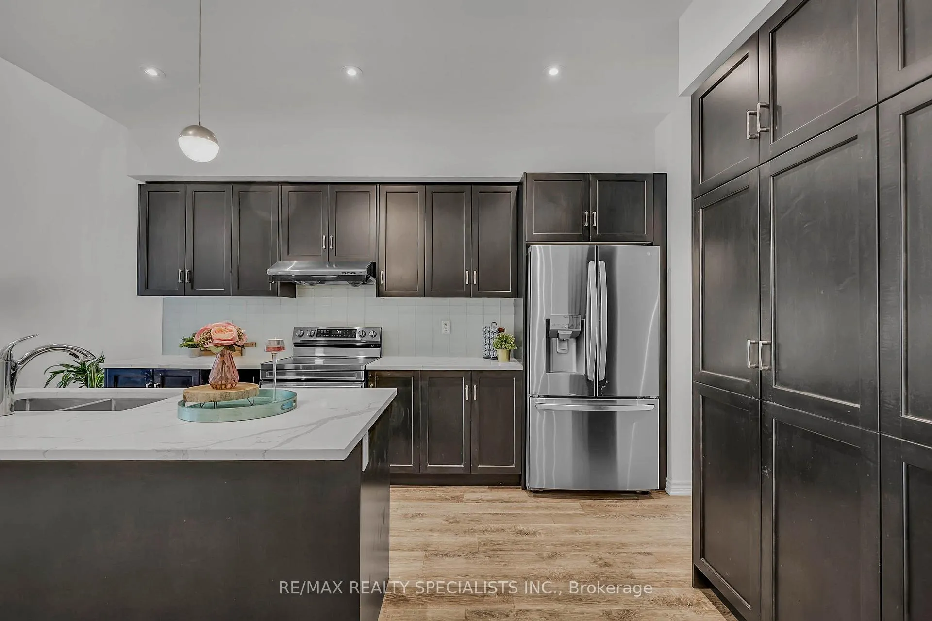 Photo 17 of 14 Welch Lane, Hamilton, Mountview — HOMEH
