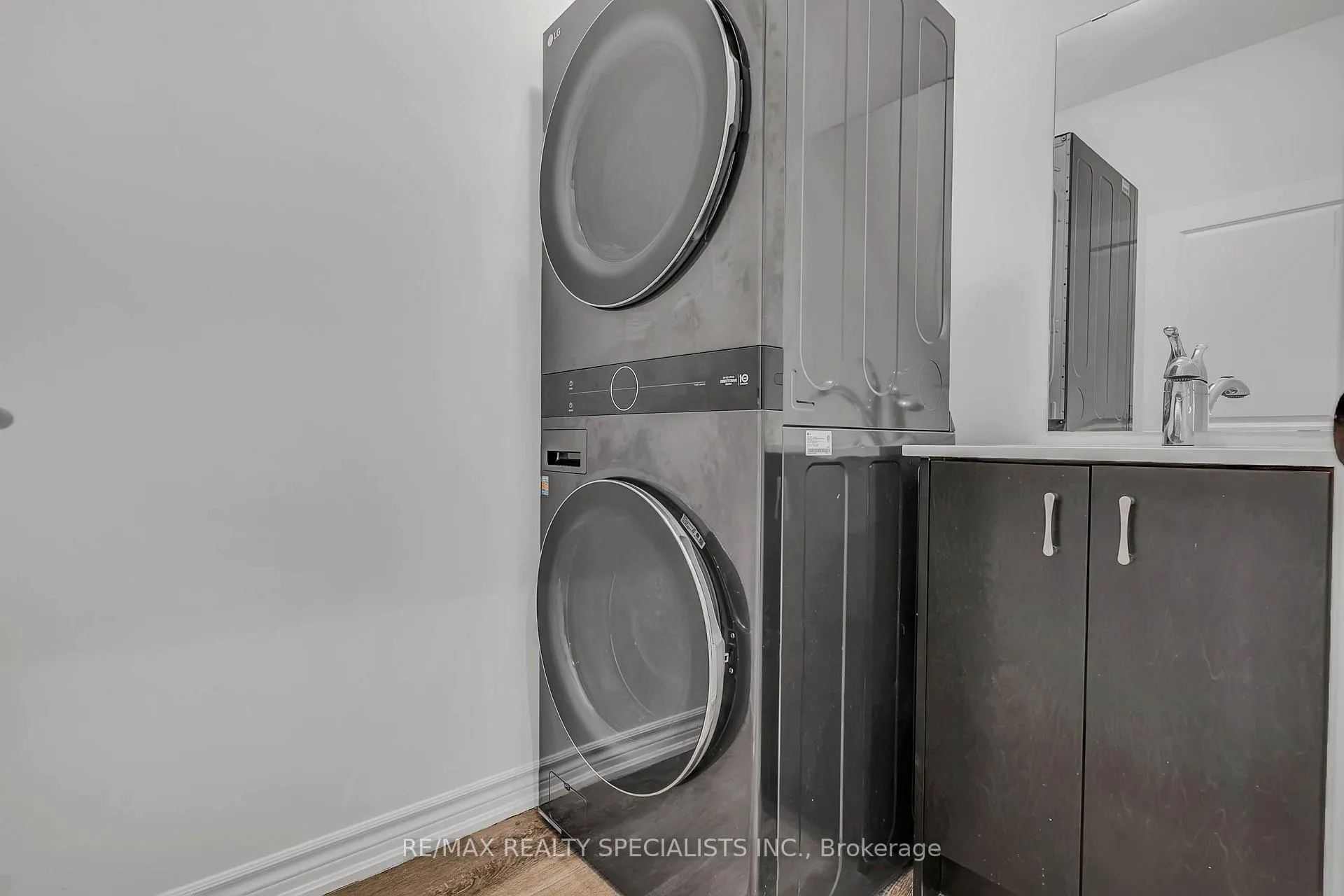 Photo 23 of 14 Welch Lane, Hamilton, Mountview — HOMEH
