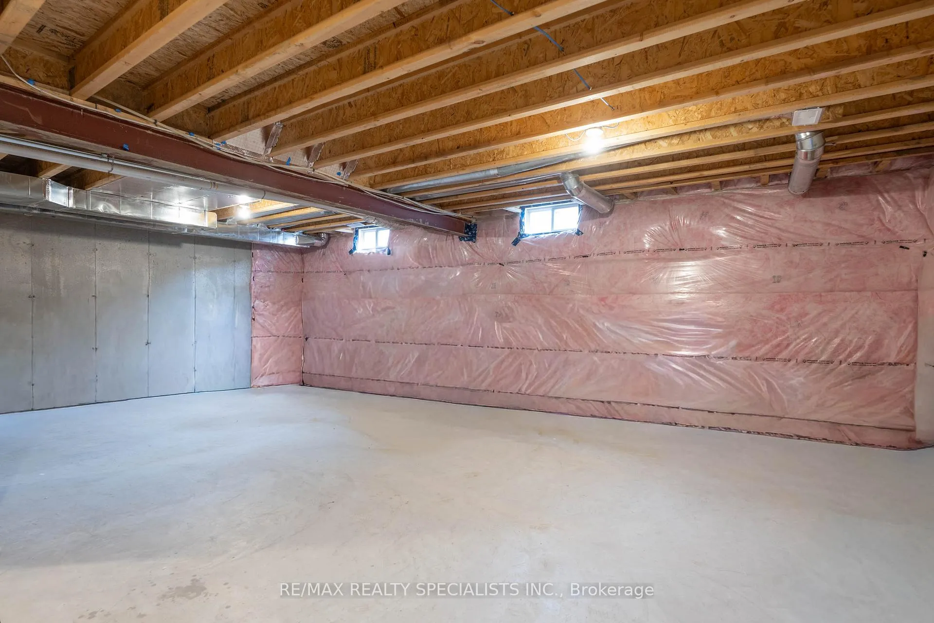 Photo 35 of 14 Welch Lane, Hamilton, Mountview — HOMEH