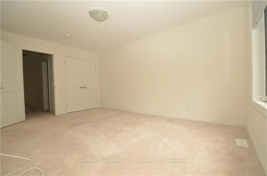 Photo 9 of Unit 9, 515 Garner Road W, Hamilton, Ancaster — HOMEH