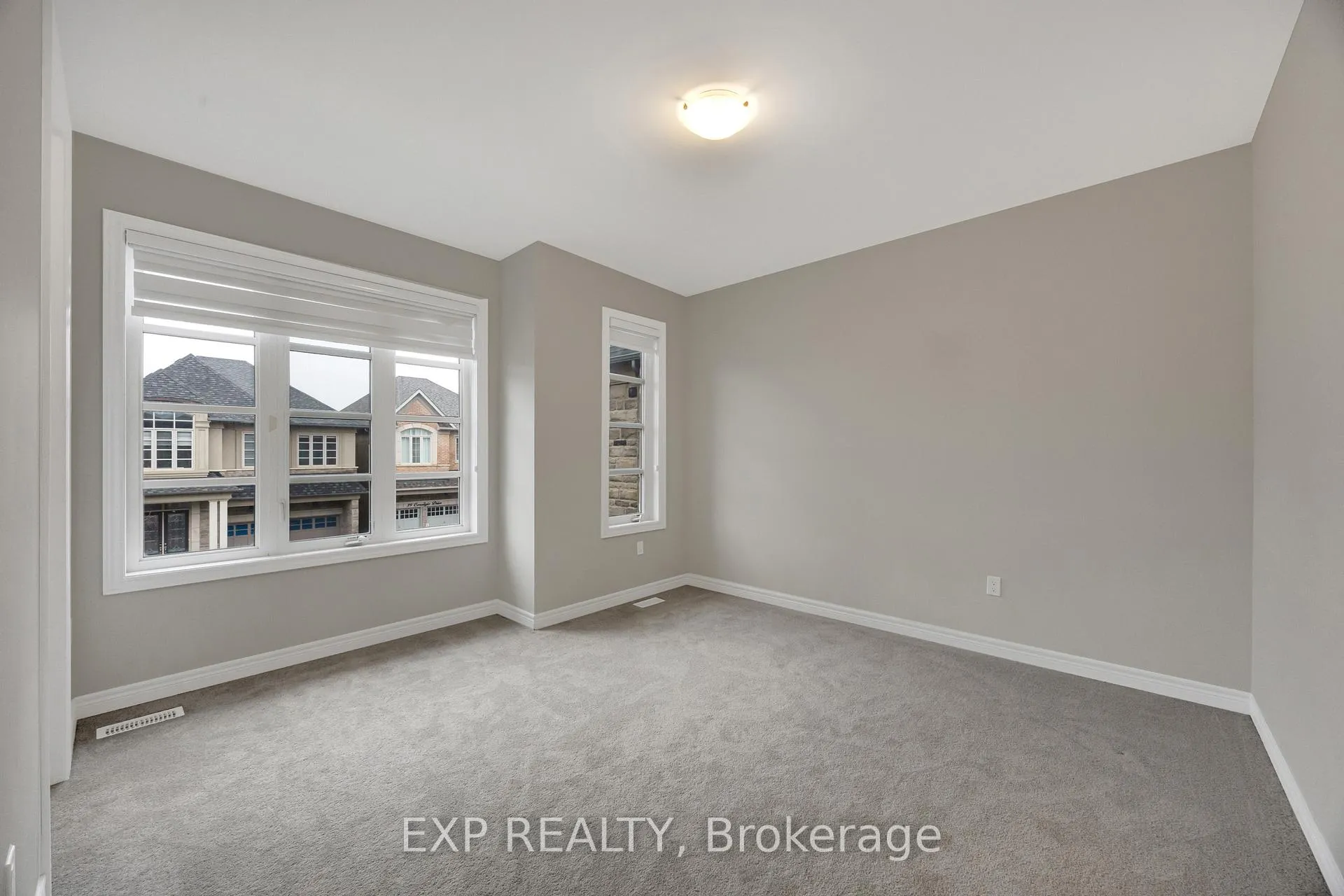 Photo 22 of 34 Carnegie Drive, Oakville, Glenorchy — HOMEH