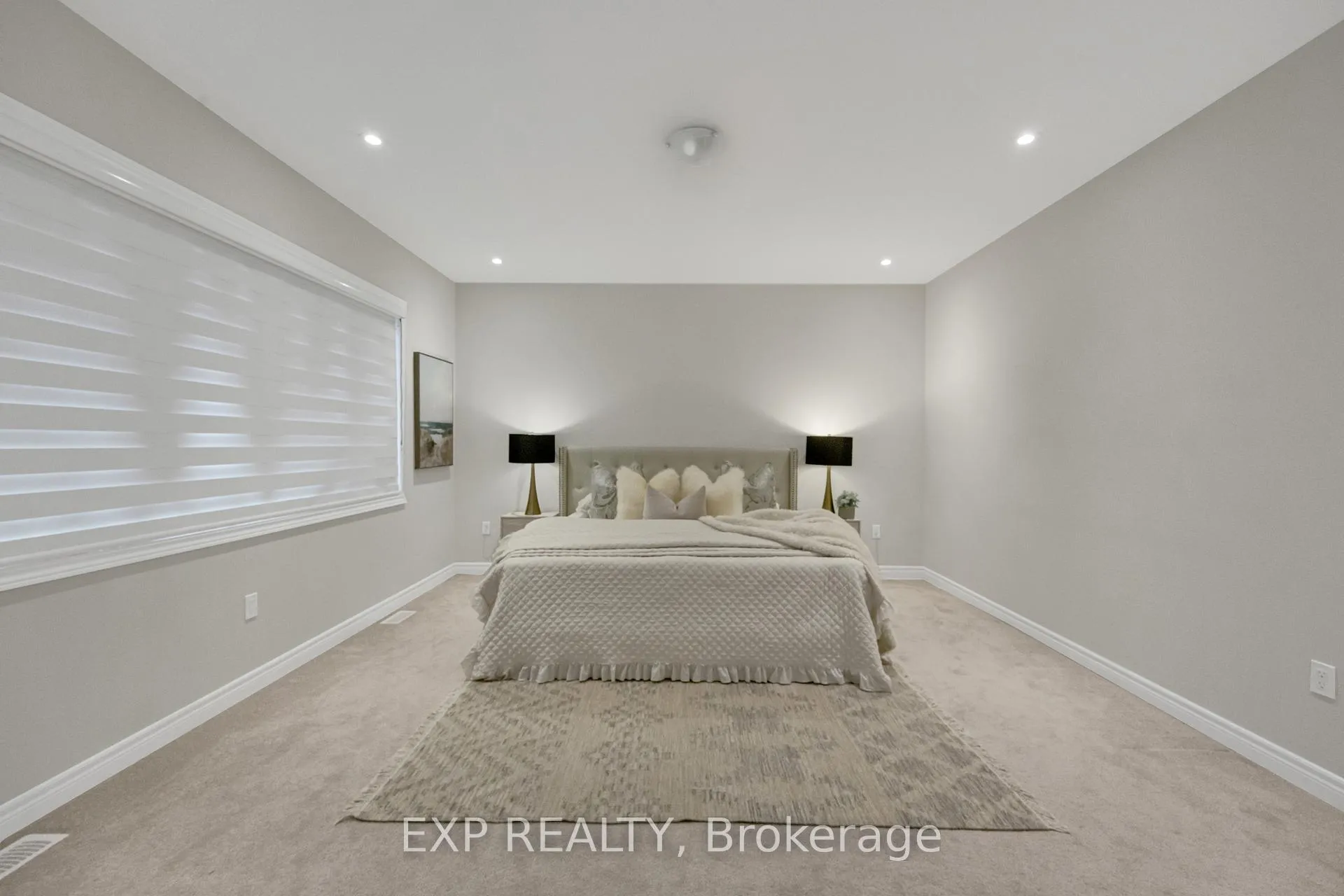 Photo 27 of 34 Carnegie Drive, Oakville, Glenorchy — HOMEH