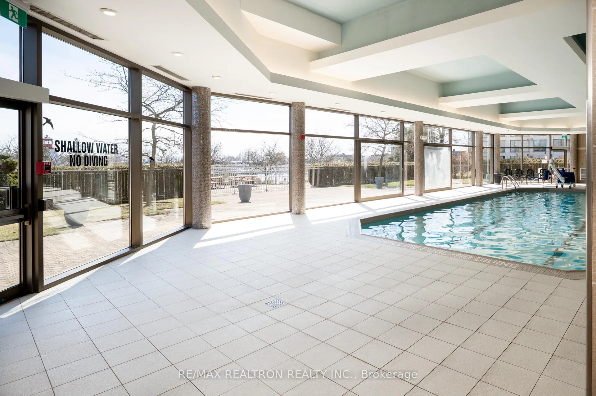 Photo 9 of Unit 1012, 2261 Lake Shore Boulevard W, Etobicoke, Mimico — HOMEH