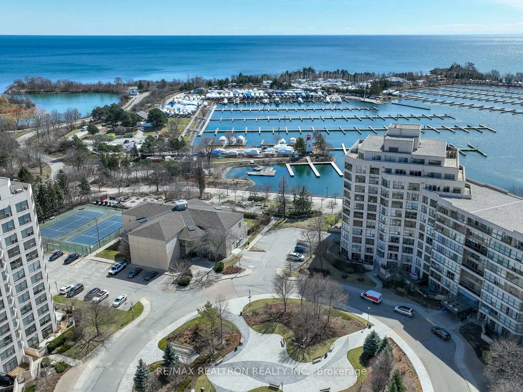 Photo 10 of Unit 1012, 2261 Lake Shore Boulevard W, Etobicoke, Mimico — HOMEH