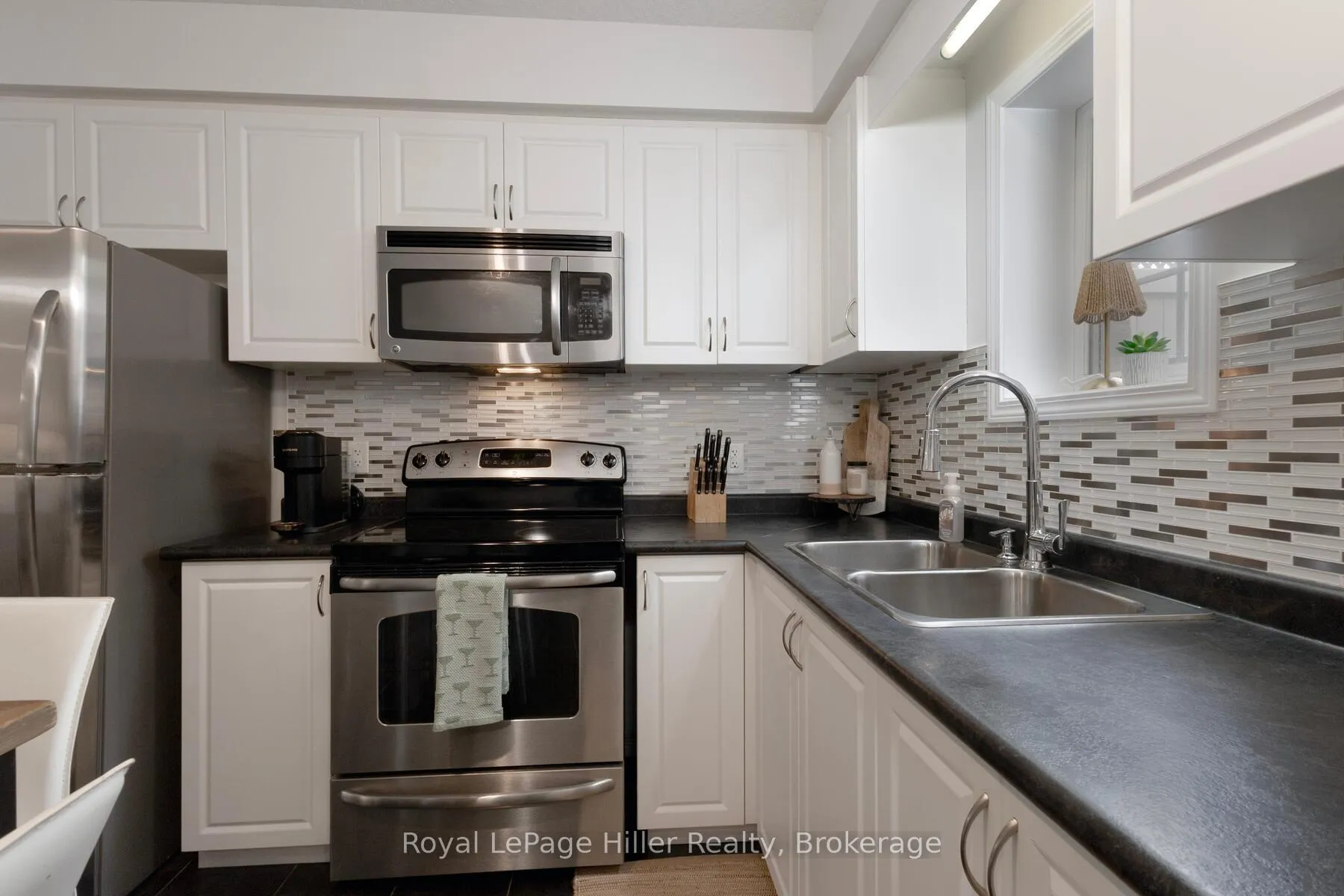 Photo 10 of Unit #3A, 931 Glasgow Street, Kitchener — HOMEH