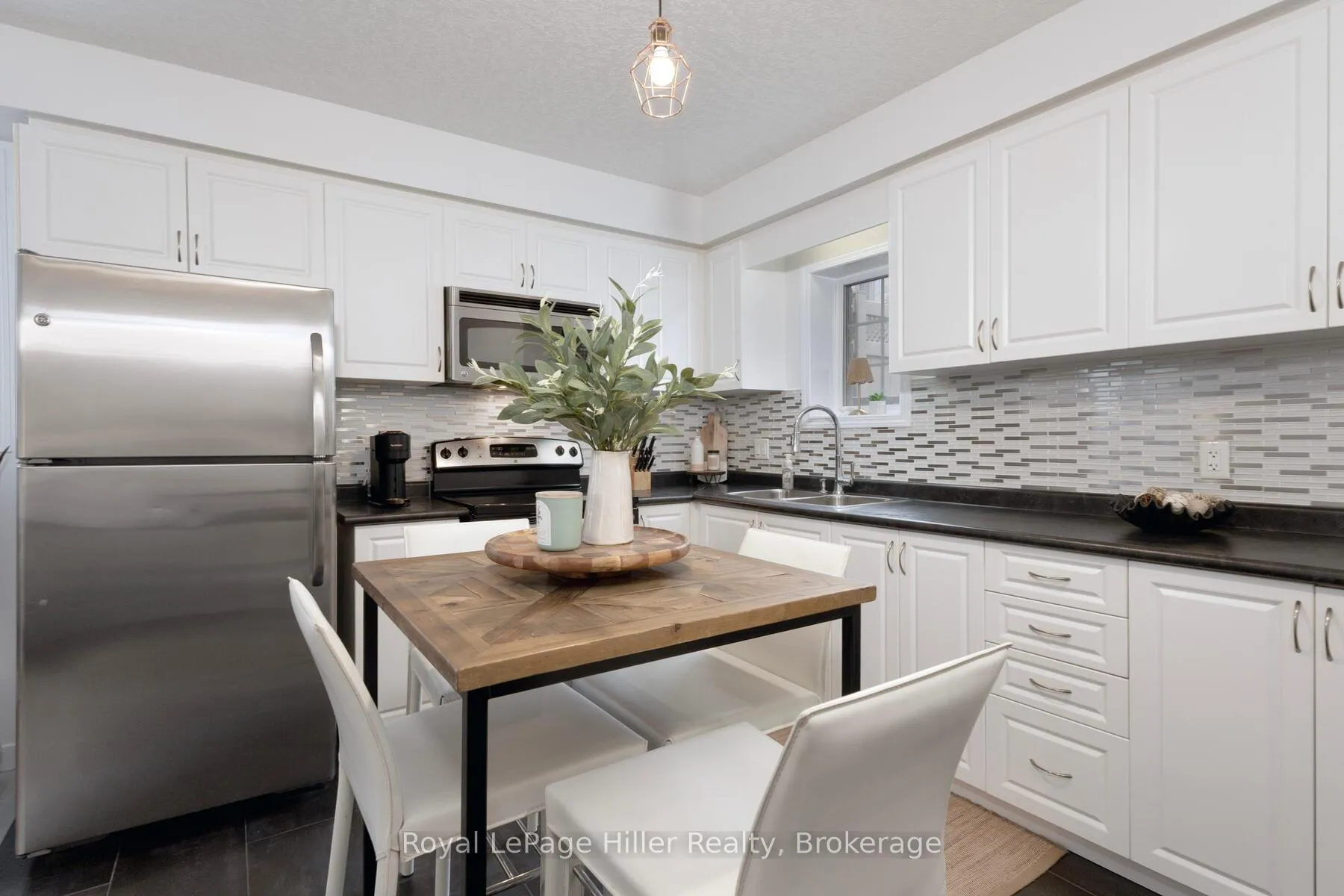 Photo 11 of Unit #3A, 931 Glasgow Street, Kitchener — HOMEH