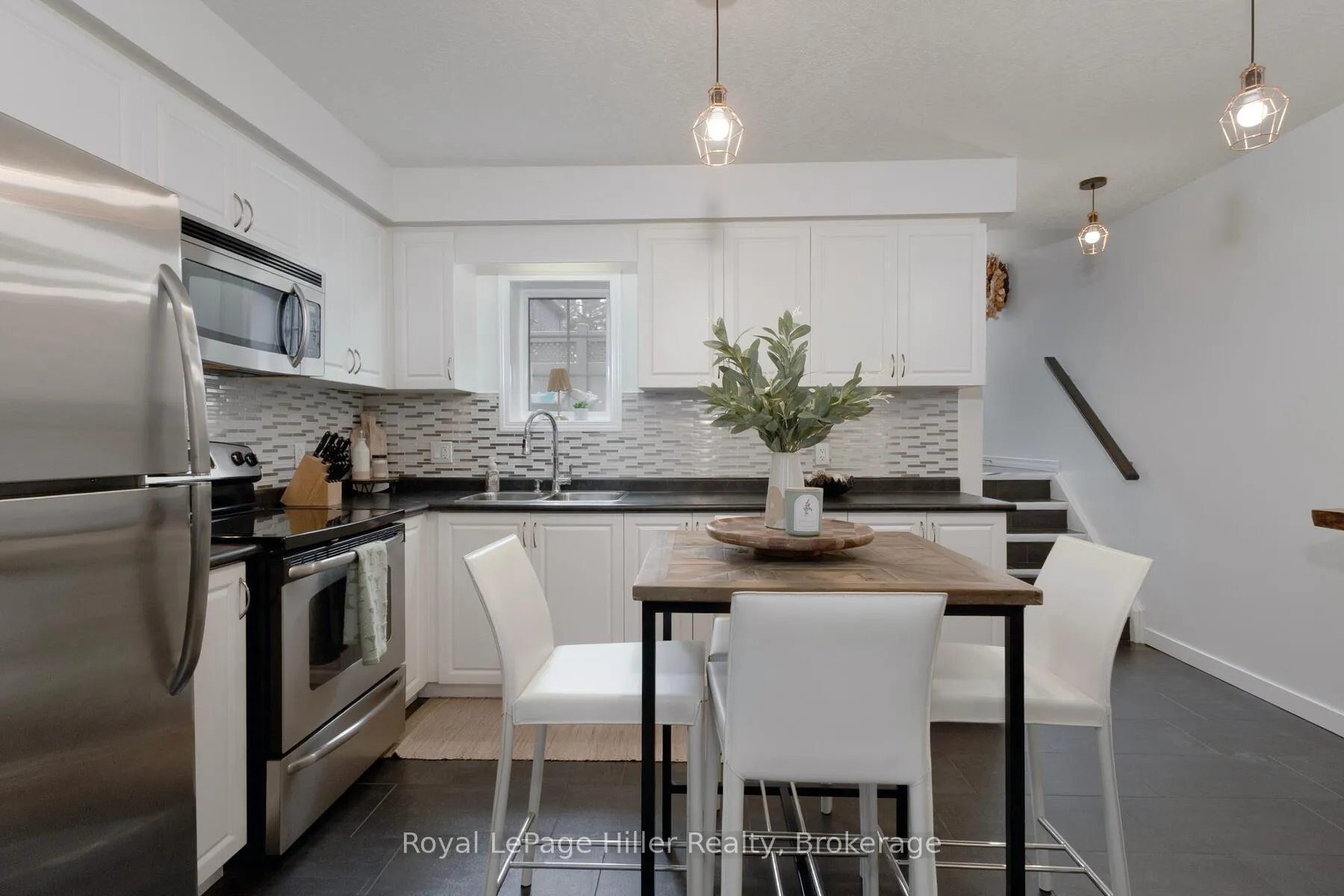Photo 12 of Unit #3A, 931 Glasgow Street, Kitchener — HOMEH