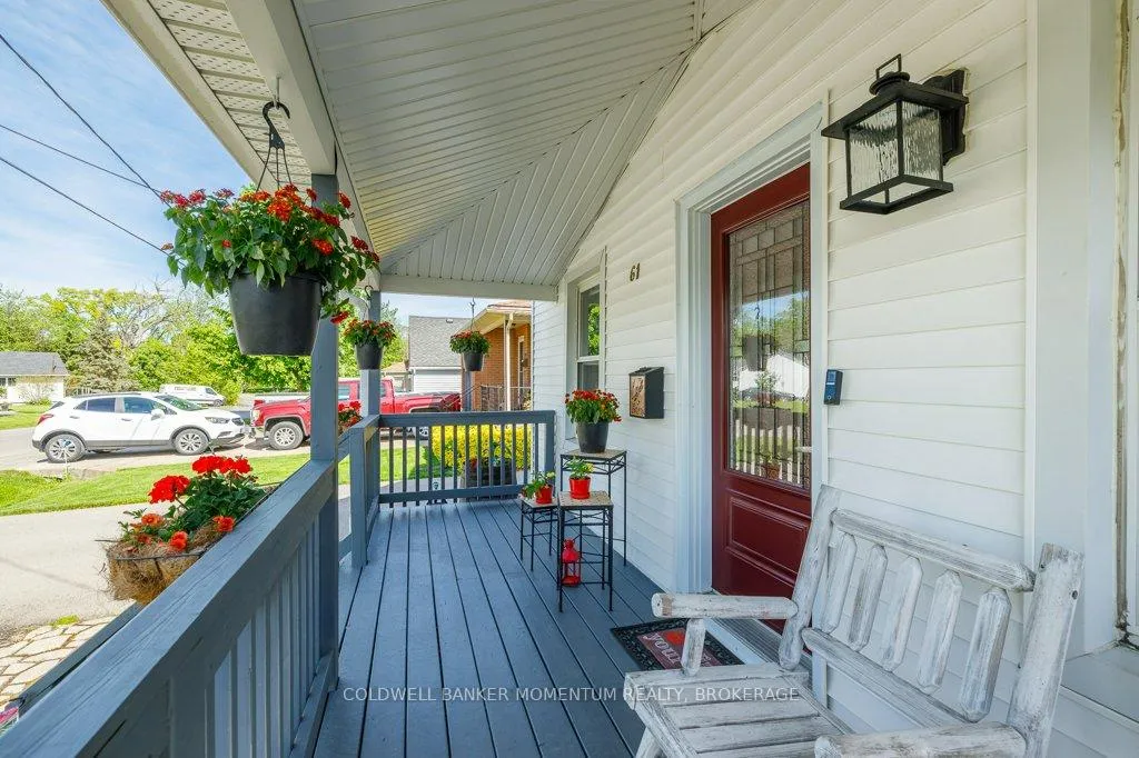 Photo 7 of 61 Rosedale Avenue, St. Catharines, Secord Woods — HOMEH