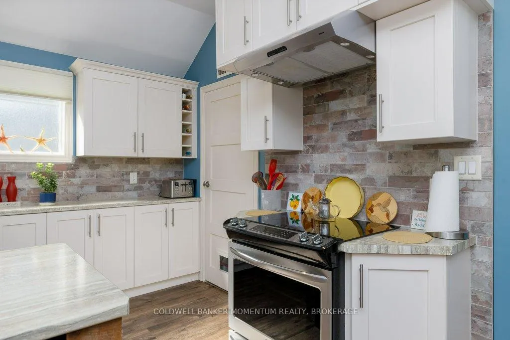 Photo 17 of 61 Rosedale Avenue, St. Catharines, Secord Woods — HOMEH