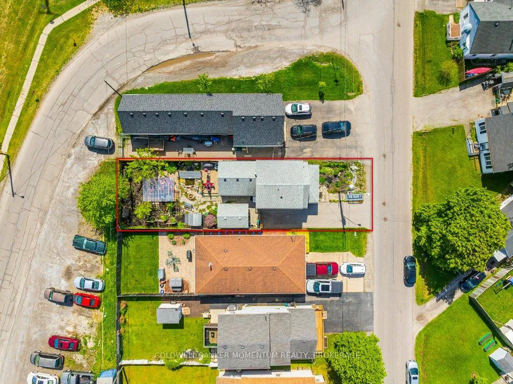 Photo 53 of 61 Rosedale Avenue, St. Catharines, Secord Woods — HOMEH