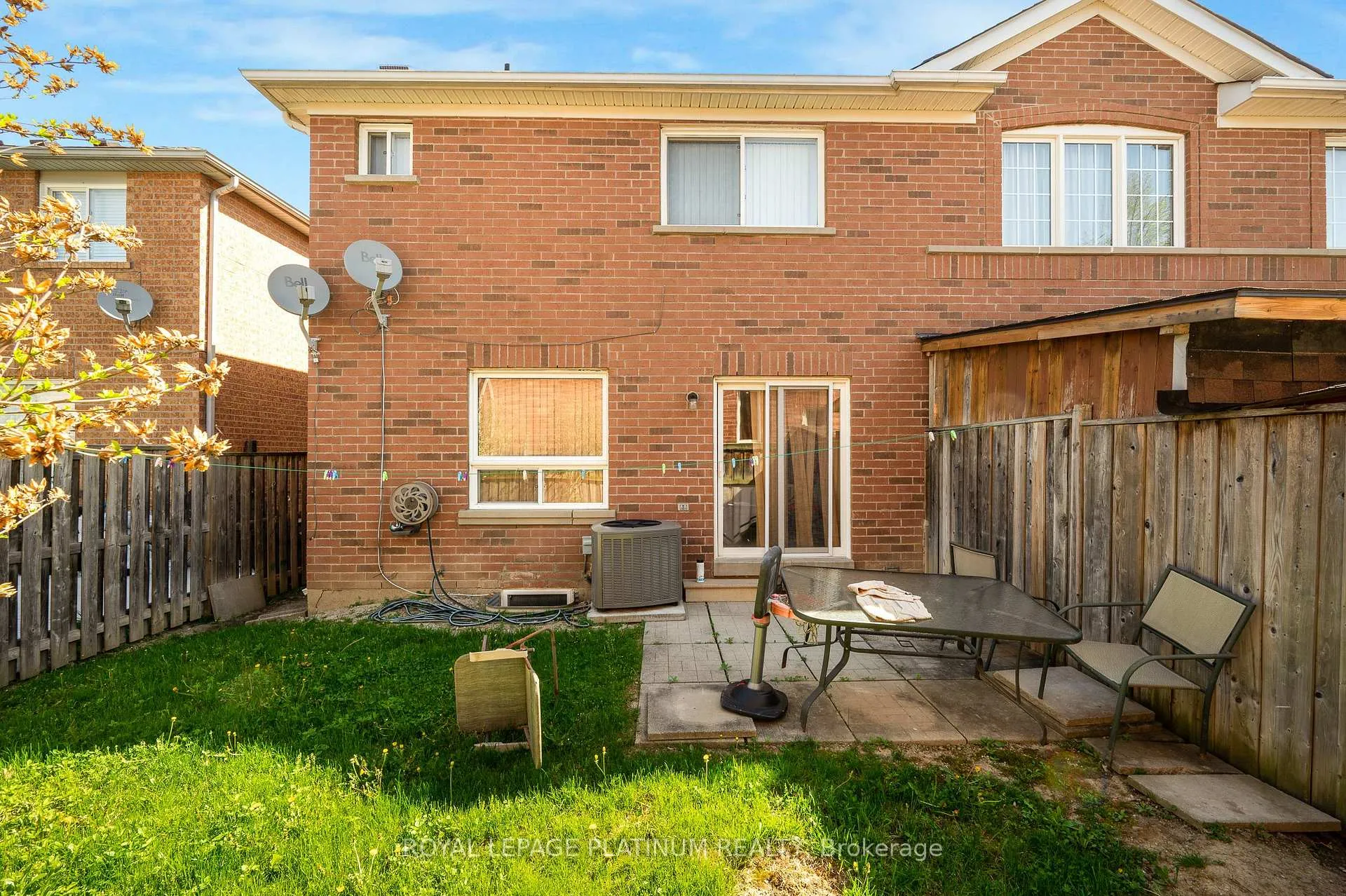 Photo 7 of 4 Silver Egret Road, Brampton, Fletcher's Meadow — HOMEH