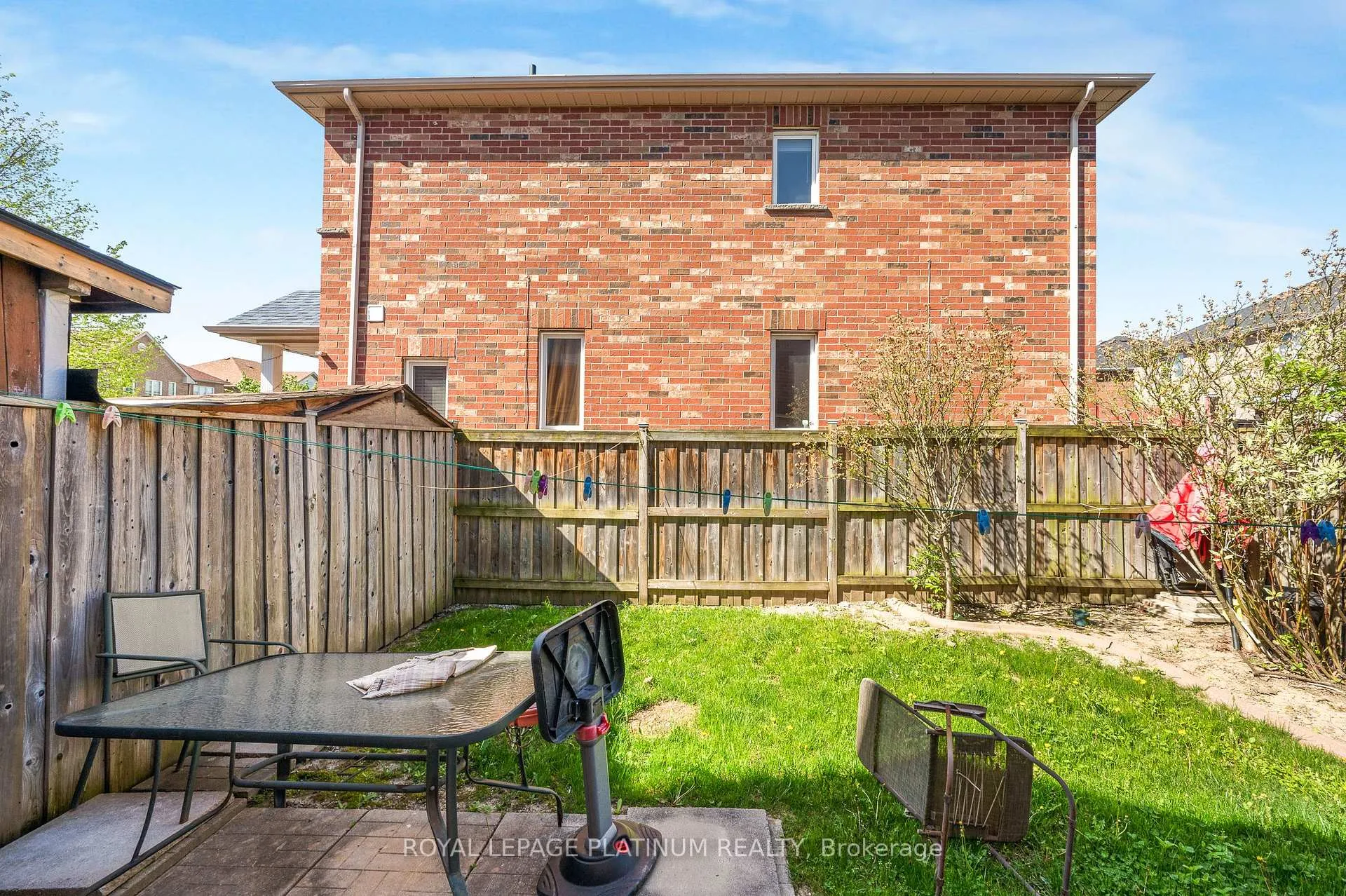 Photo 9 of 4 Silver Egret Road, Brampton, Fletcher's Meadow — HOMEH