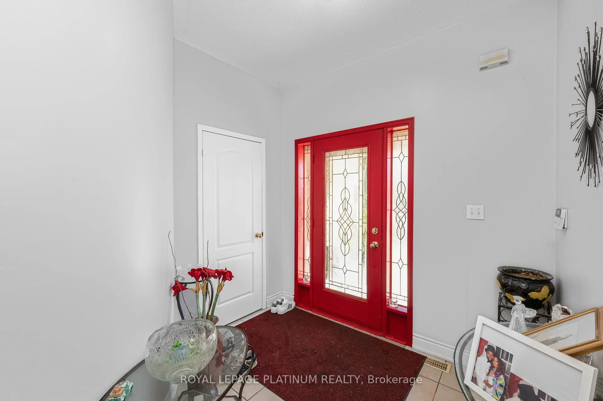 Photo 11 of 4 Silver Egret Road, Brampton, Fletcher's Meadow — HOMEH