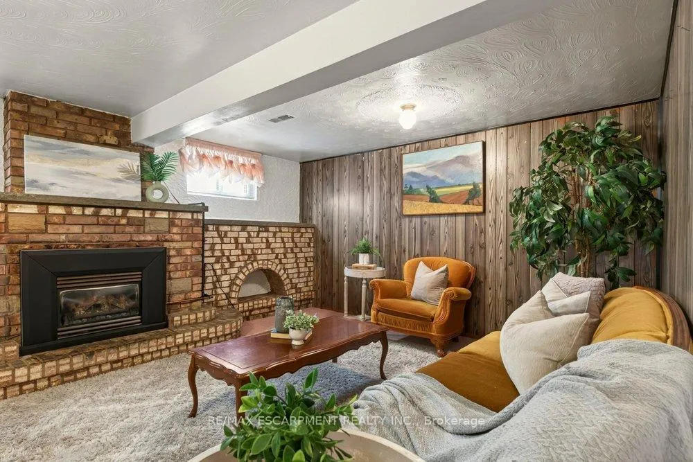 Photo 25 of 381 Red Oak Avenue, Hamilton, Stoney Creek — HOMEH