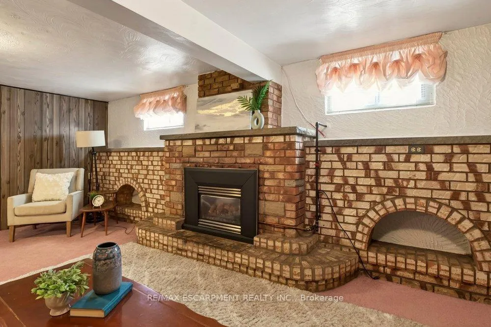 Photo 26 of 381 Red Oak Avenue, Hamilton, Stoney Creek — HOMEH