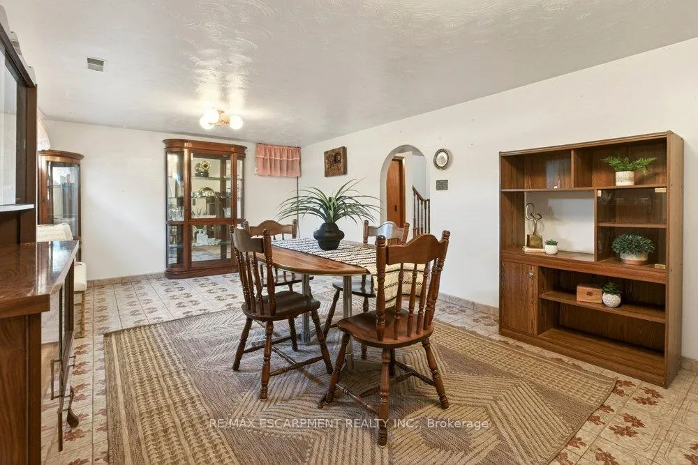 Photo 31 of 381 Red Oak Avenue, Hamilton, Stoney Creek — HOMEH