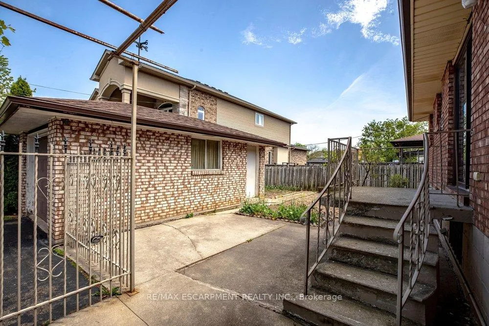 Photo 45 of 381 Red Oak Avenue, Hamilton, Stoney Creek — HOMEH