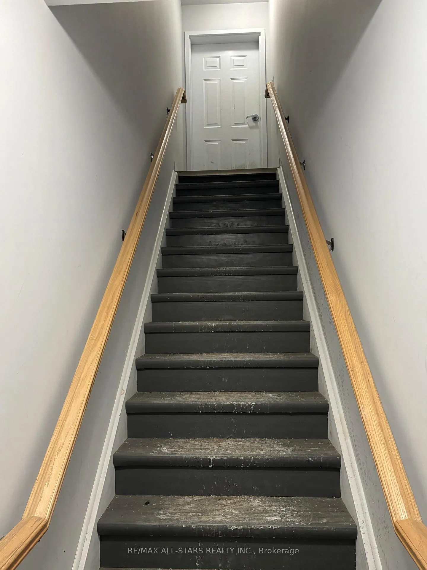 Photo 5 of Unit 216, 338 Albert Street, Waterloo, Beechwood/University — HOMEH