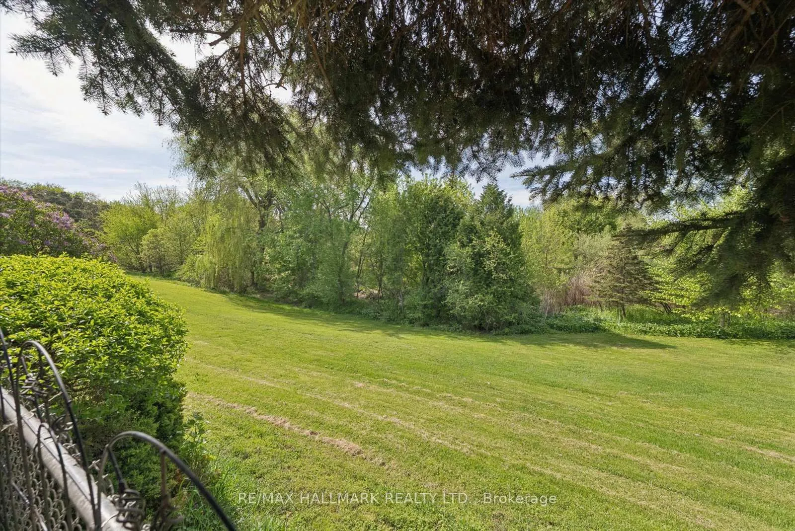 Photo 39 of 1866 Bowler Drive, Pickering, Liverpool — HOMEH