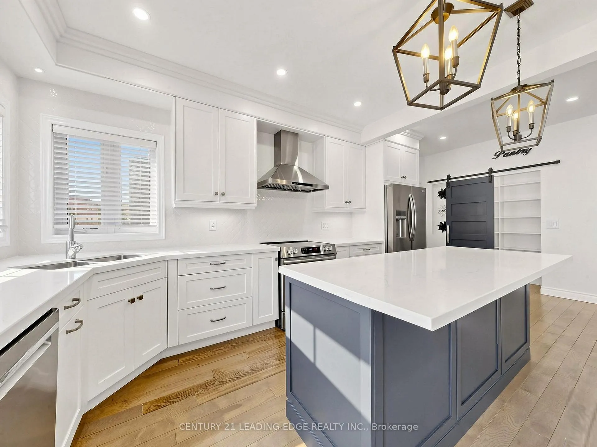 Photo 11 of 24 Saltspring Drive, Markham, Greensborough — HOMEH