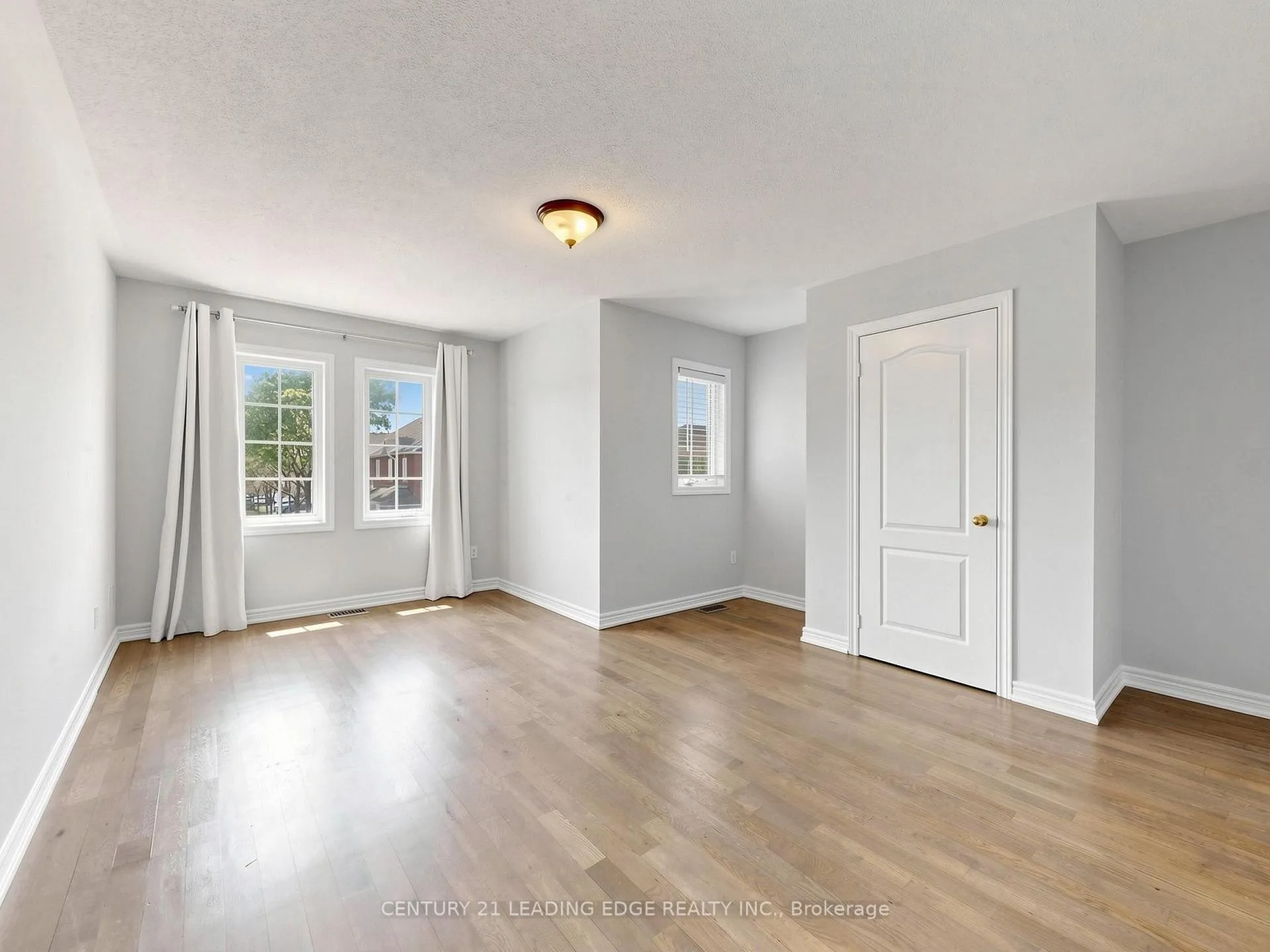 Photo 28 of 24 Saltspring Drive, Markham, Greensborough — HOMEH