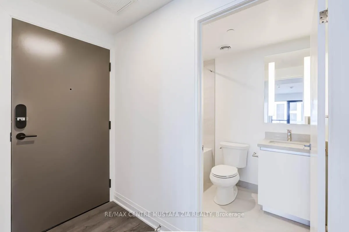 Photo 5 of Unit 3310, 4015 The Exchange, Mississauga, City Centre — HOMEH