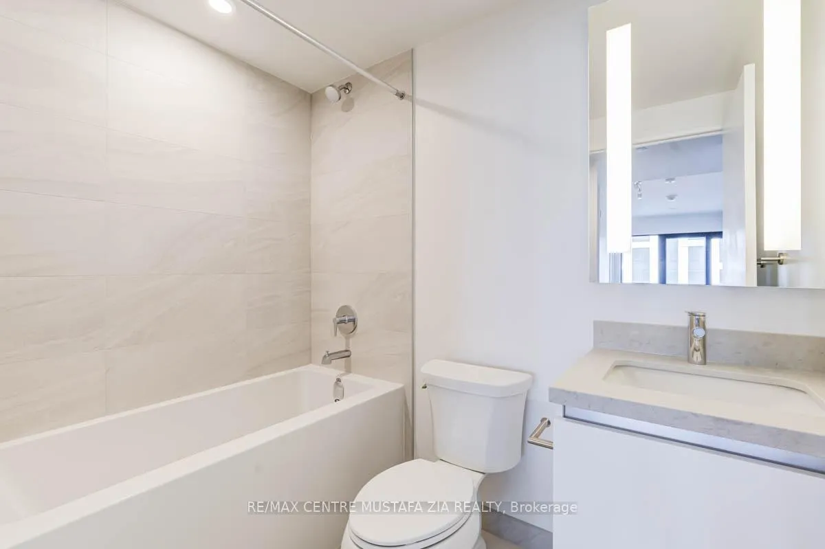Photo 6 of Unit 3310, 4015 The Exchange, Mississauga, City Centre — HOMEH