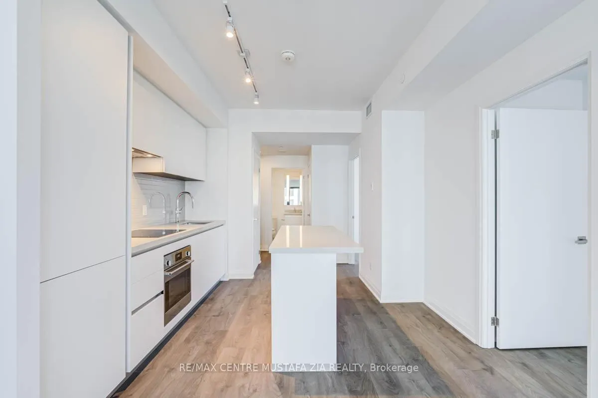 Photo 12 of Unit 3310, 4015 The Exchange, Mississauga, City Centre — HOMEH