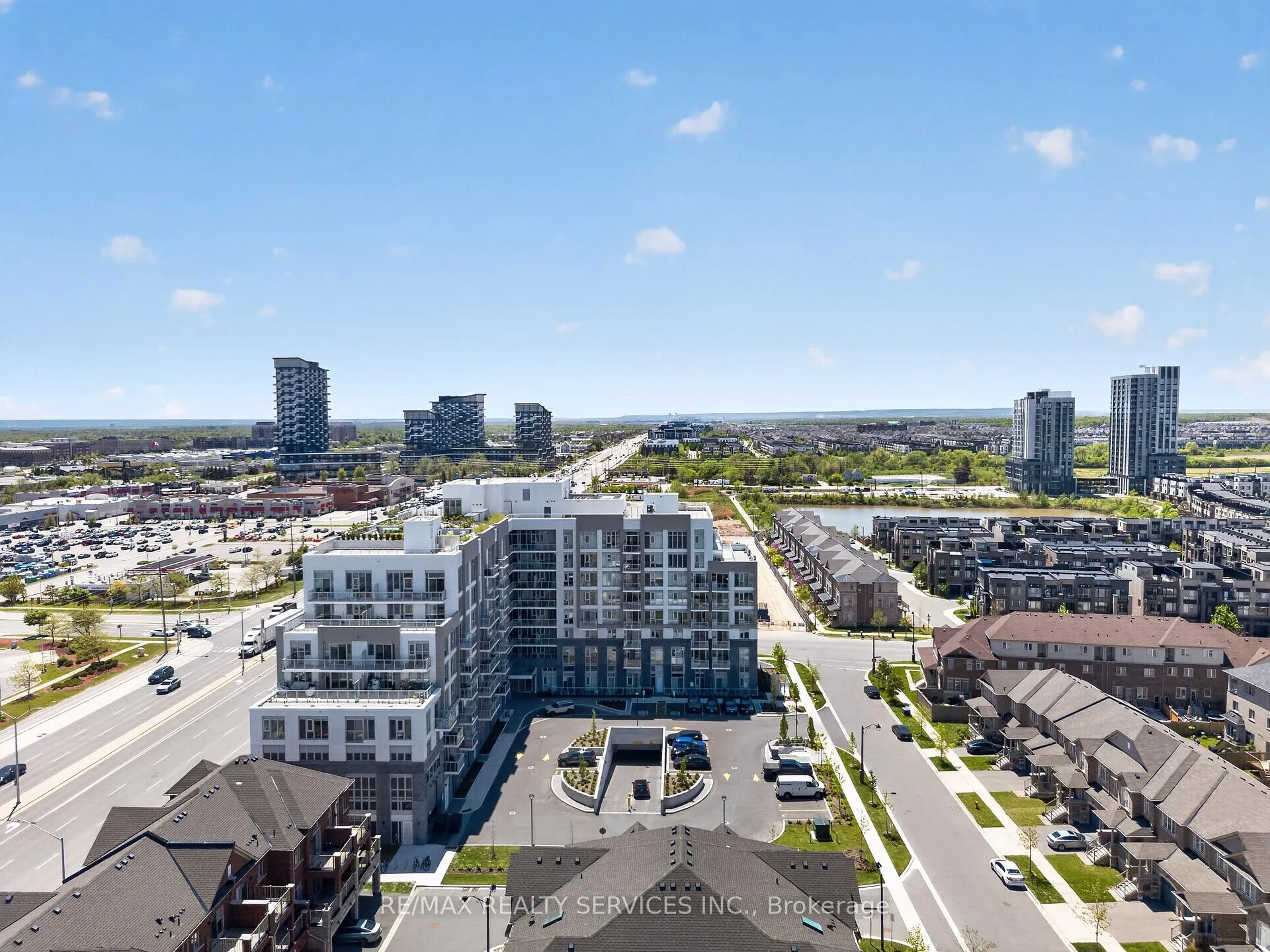 Photo 4 of Unit 426, 412 Silver Maple Road, Oakville, Joshua Meadows — HOMEH