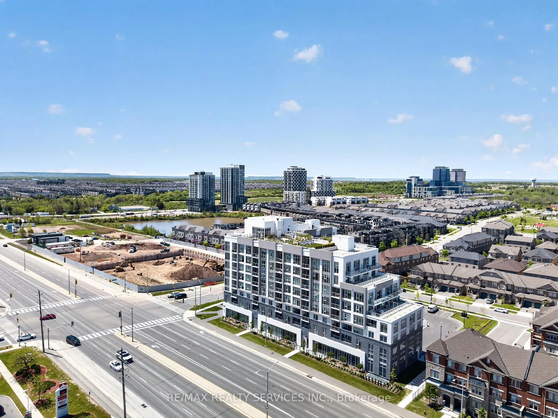 Photo 5 of Unit 426, 412 Silver Maple Road, Oakville, Joshua Meadows — HOMEH