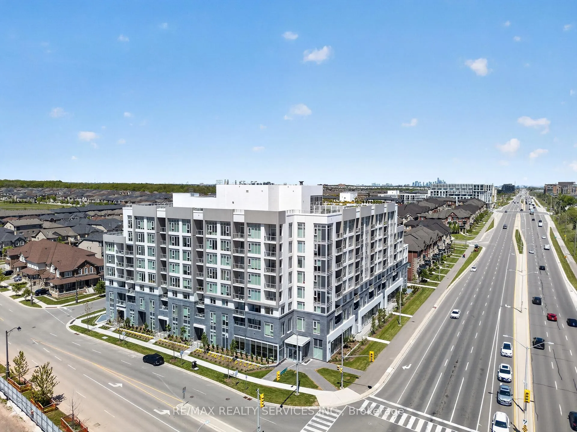 Photo 8 of Unit 426, 412 Silver Maple Road, Oakville, Joshua Meadows — HOMEH