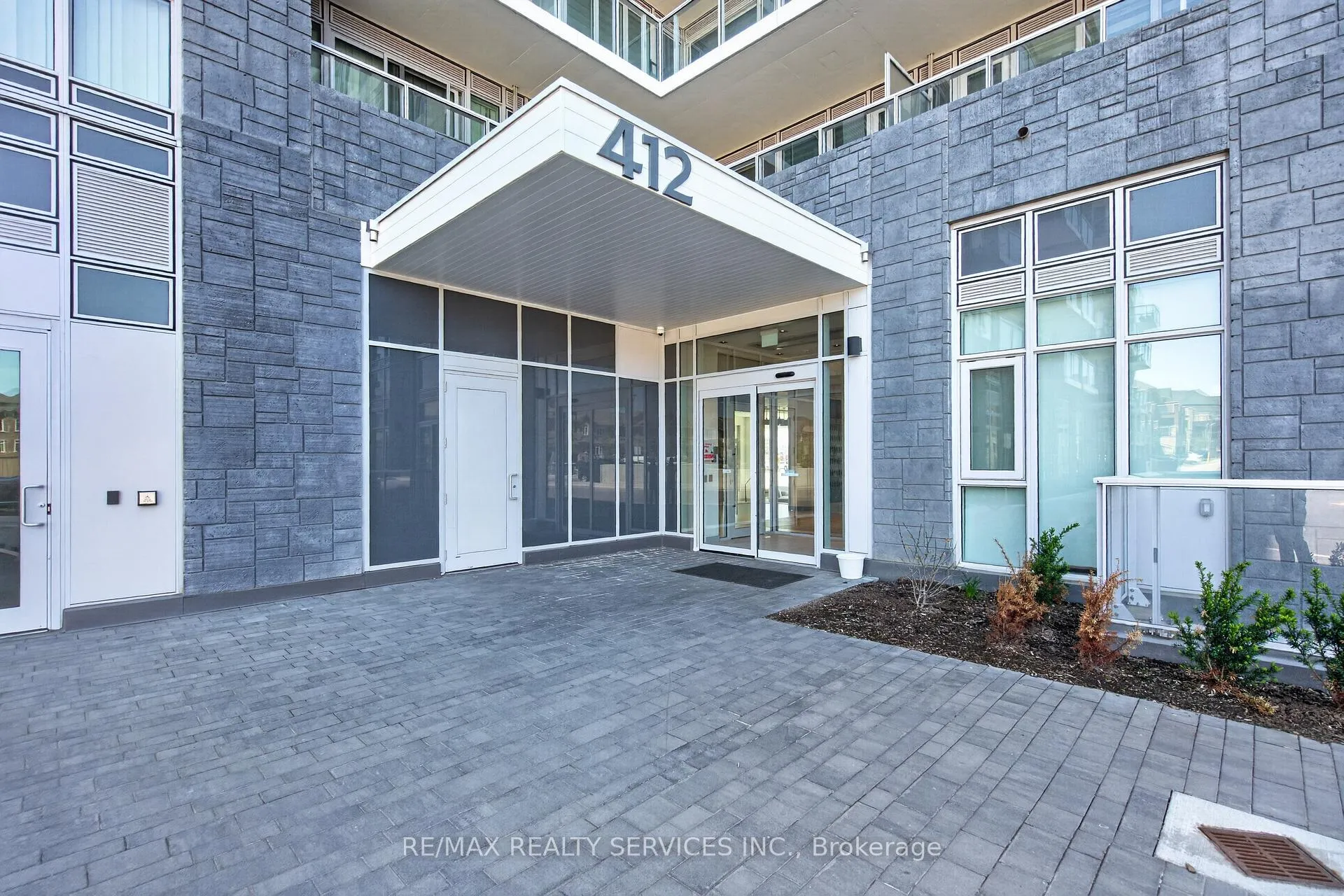 Photo 10 of Unit 426, 412 Silver Maple Road, Oakville, Joshua Meadows — HOMEH