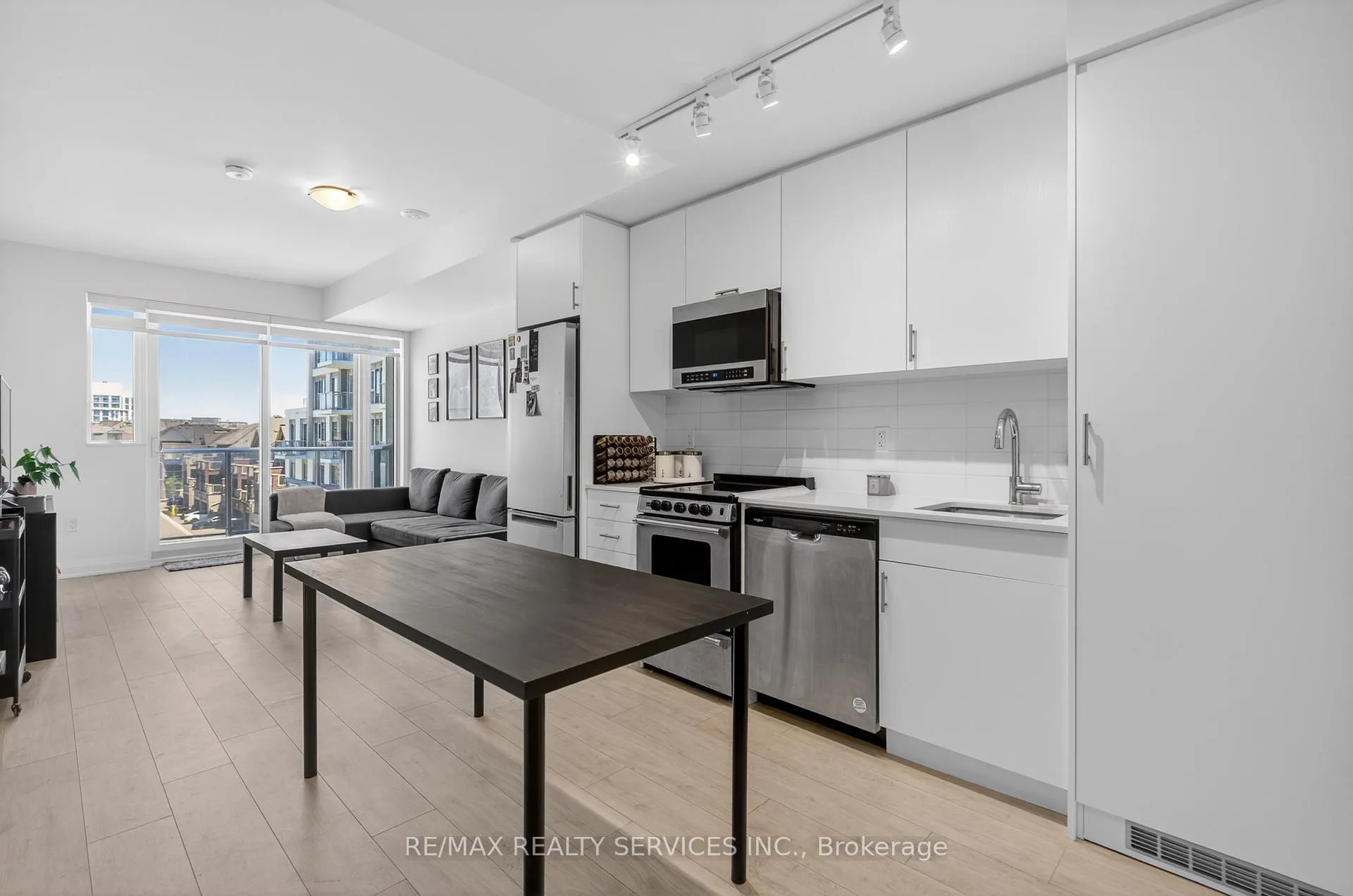 Photo 21 of Unit 426, 412 Silver Maple Road, Oakville, Joshua Meadows — HOMEH