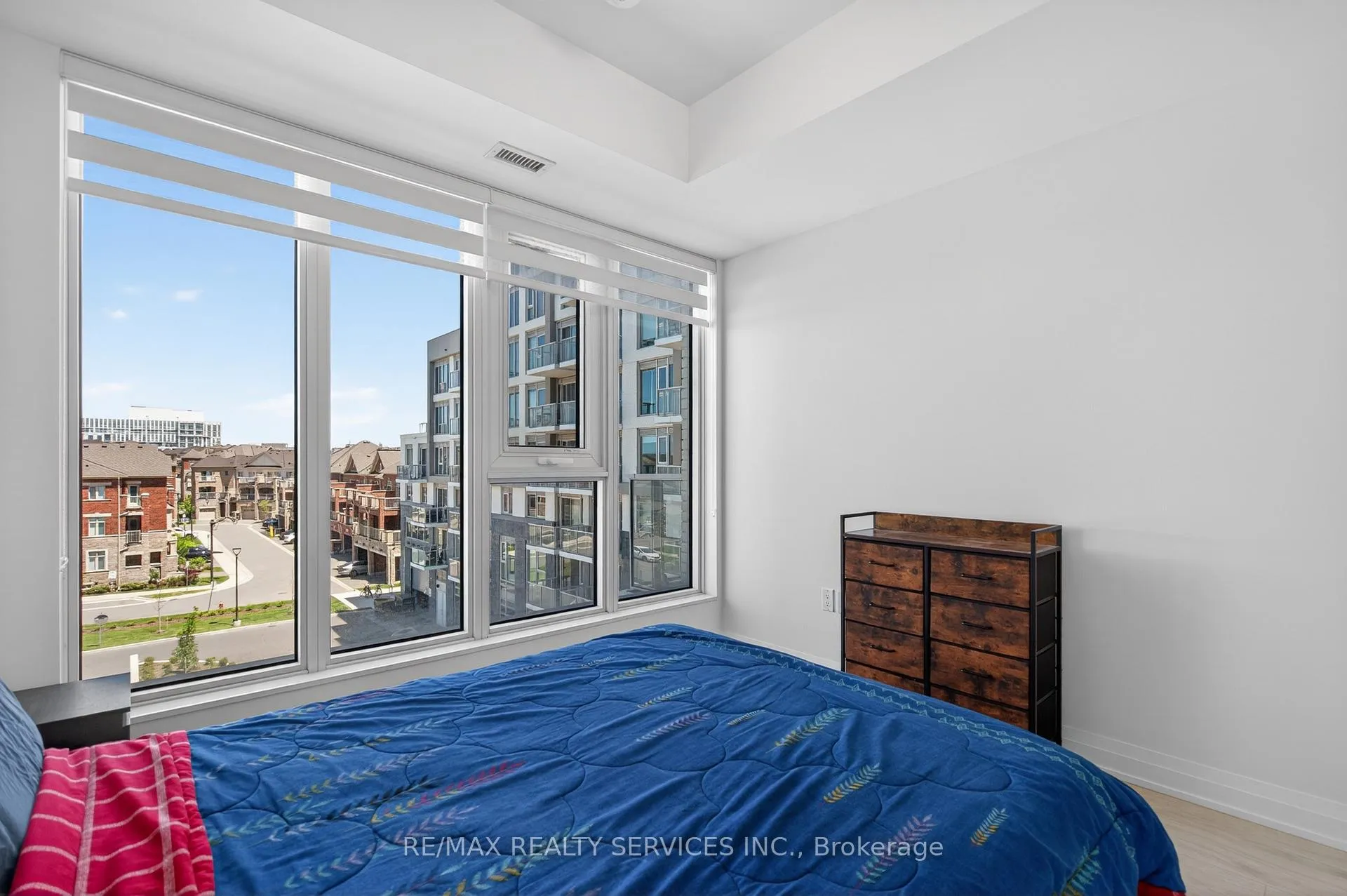 Photo 38 of Unit 426, 412 Silver Maple Road, Oakville, Joshua Meadows — HOMEH