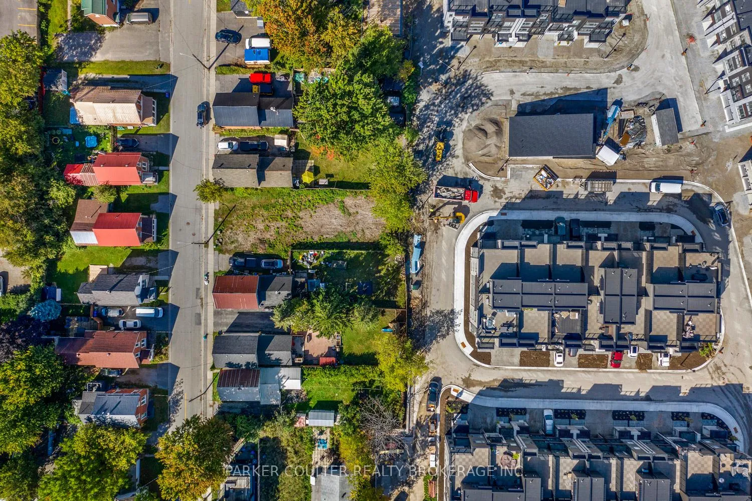 Photo 13 of 58 Scott Street, Orillia — HOMEH