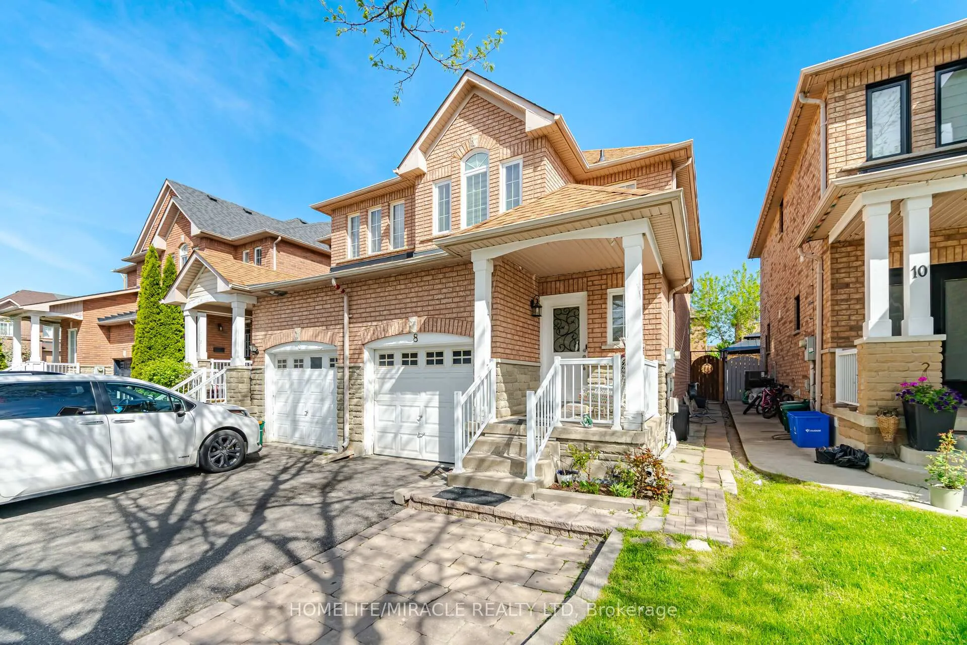 Photo 5 of 8 Nasir Crescent, Vaughan, Vellore Village — HOMEH