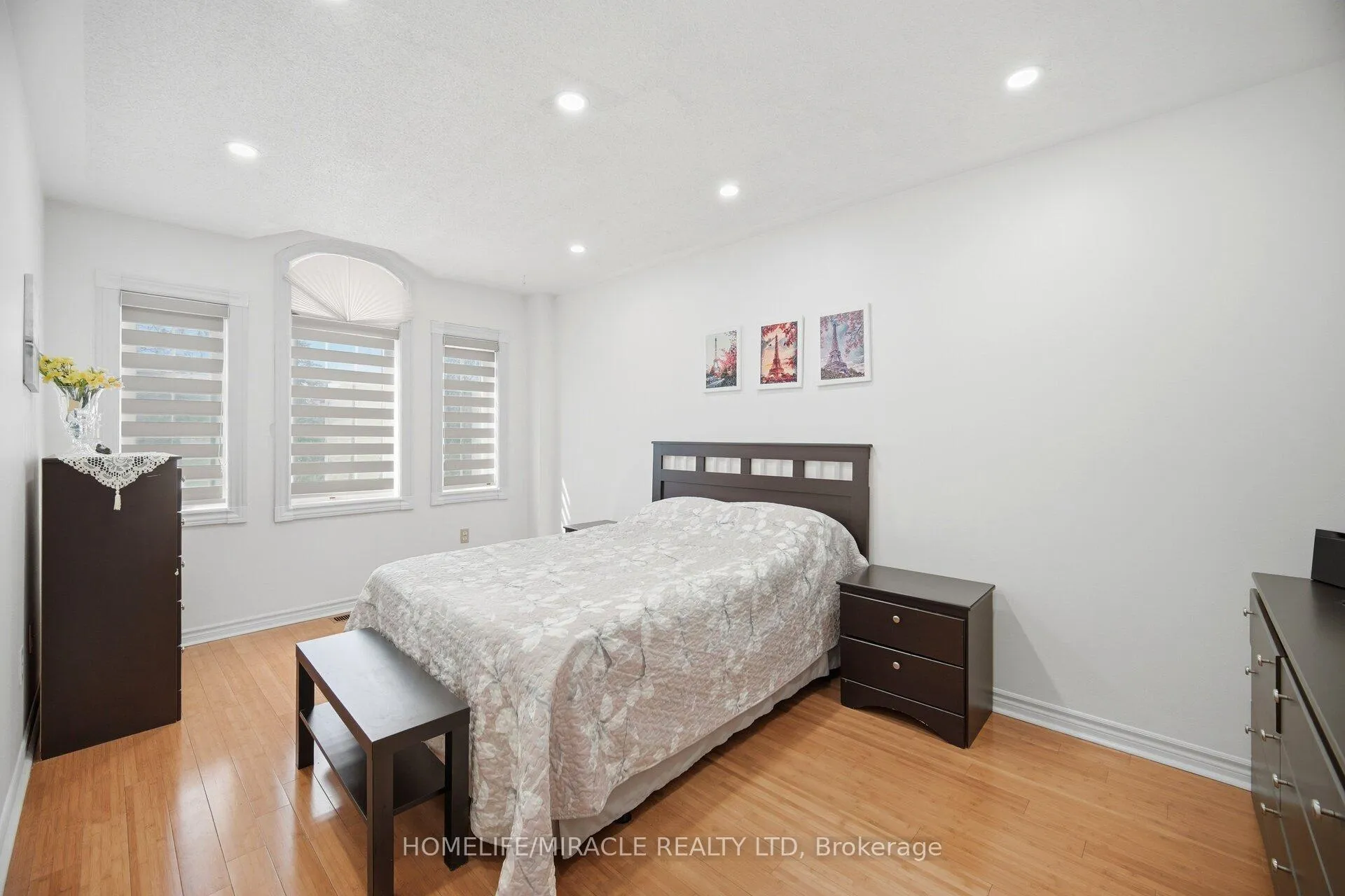 Photo 22 of 8 Nasir Crescent, Vaughan, Vellore Village — HOMEH