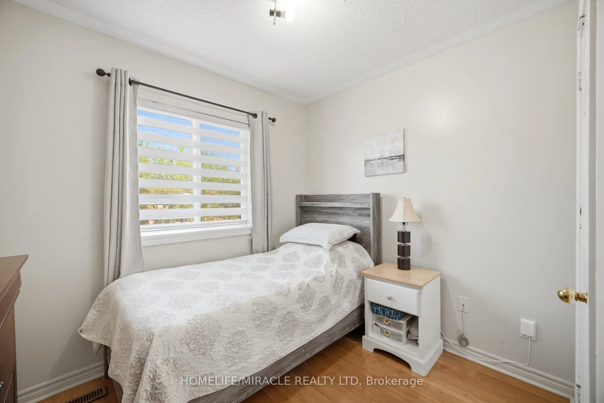 Photo 28 of 8 Nasir Crescent, Vaughan, Vellore Village — HOMEH