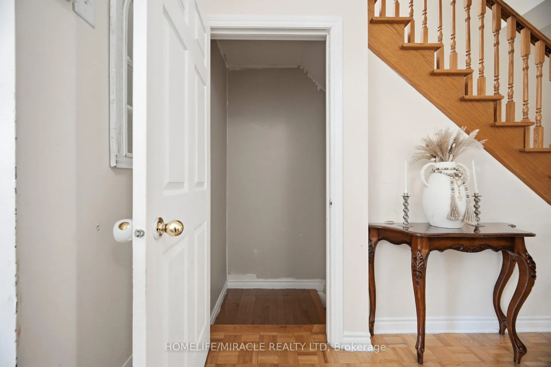 Photo 31 of 8 Nasir Crescent, Vaughan, Vellore Village — HOMEH