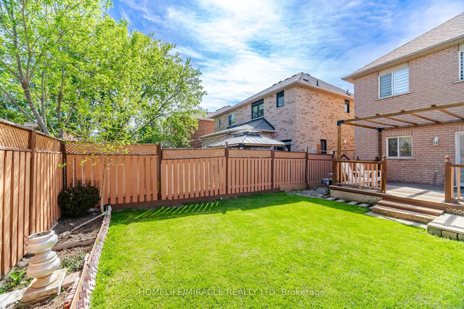 Photo 41 of 8 Nasir Crescent, Vaughan, Vellore Village — HOMEH