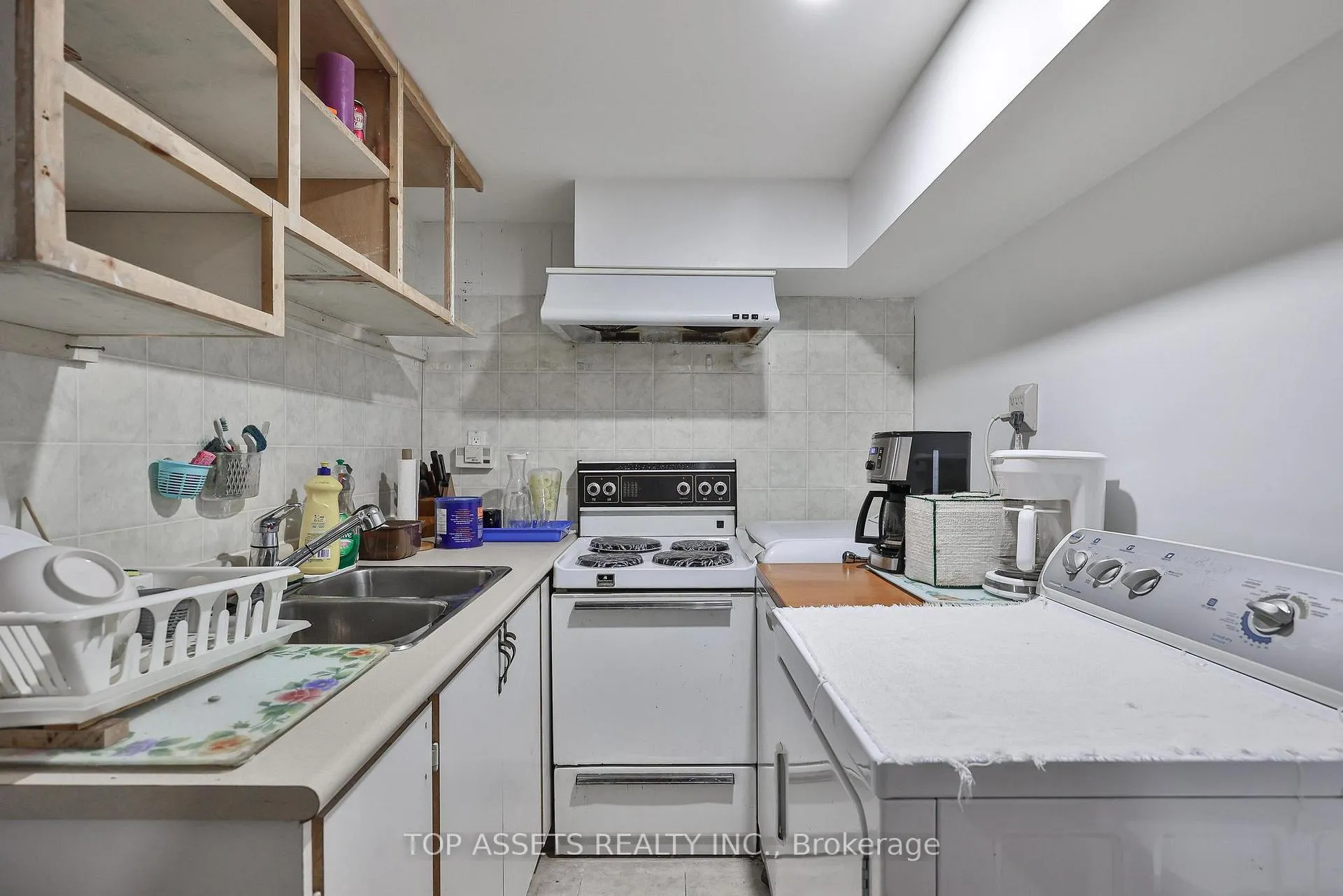 Photo 14 of Unit Basement, 178 Royal Orchard (Basement) Boulevard, Markham, Royal Orchard — HOMEH