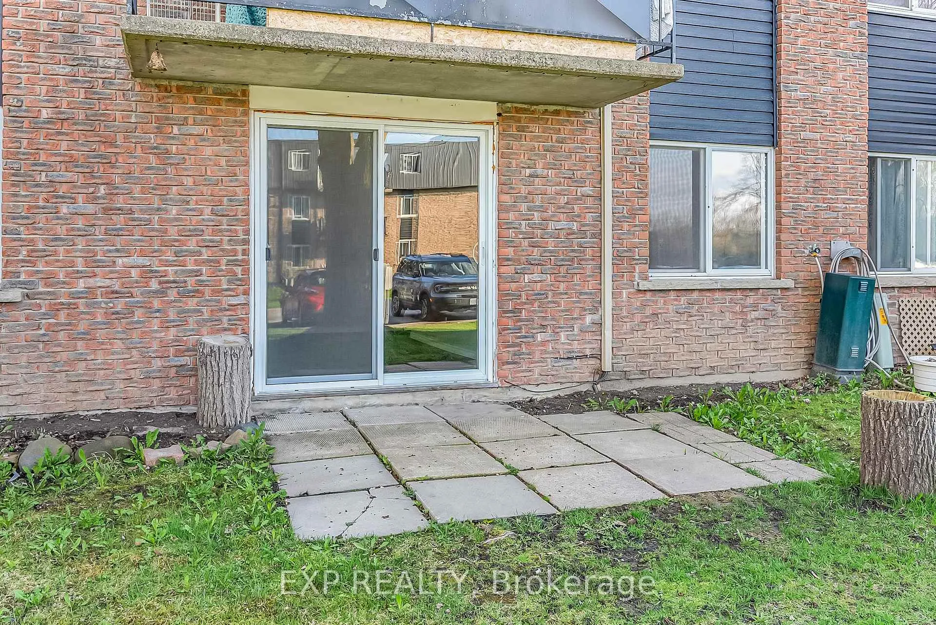 Photo 5 of Unit 3, 583 Barber Avenue N, North Perth, Listowel — HOMEH