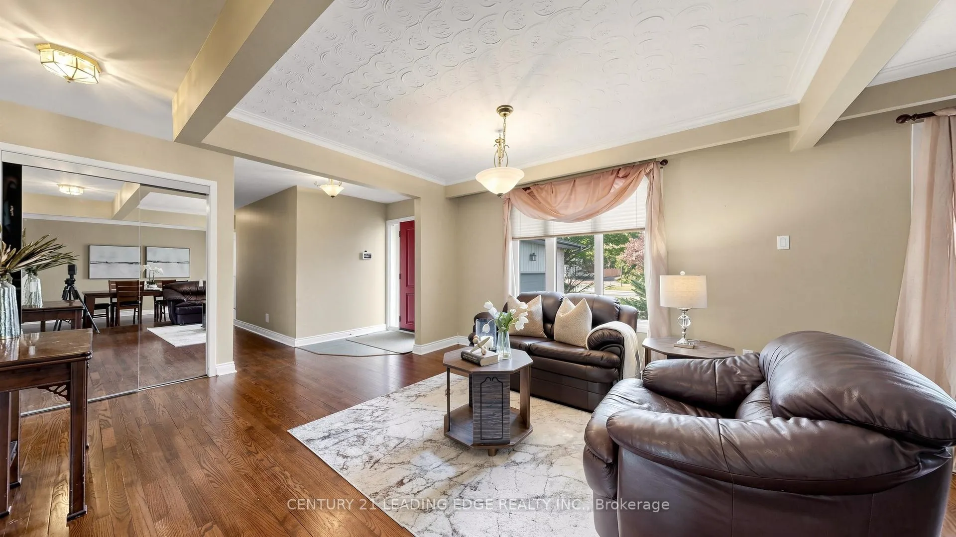 Photo 4 of 103 Robinson Street, Markham, Bullock — HOMEH
