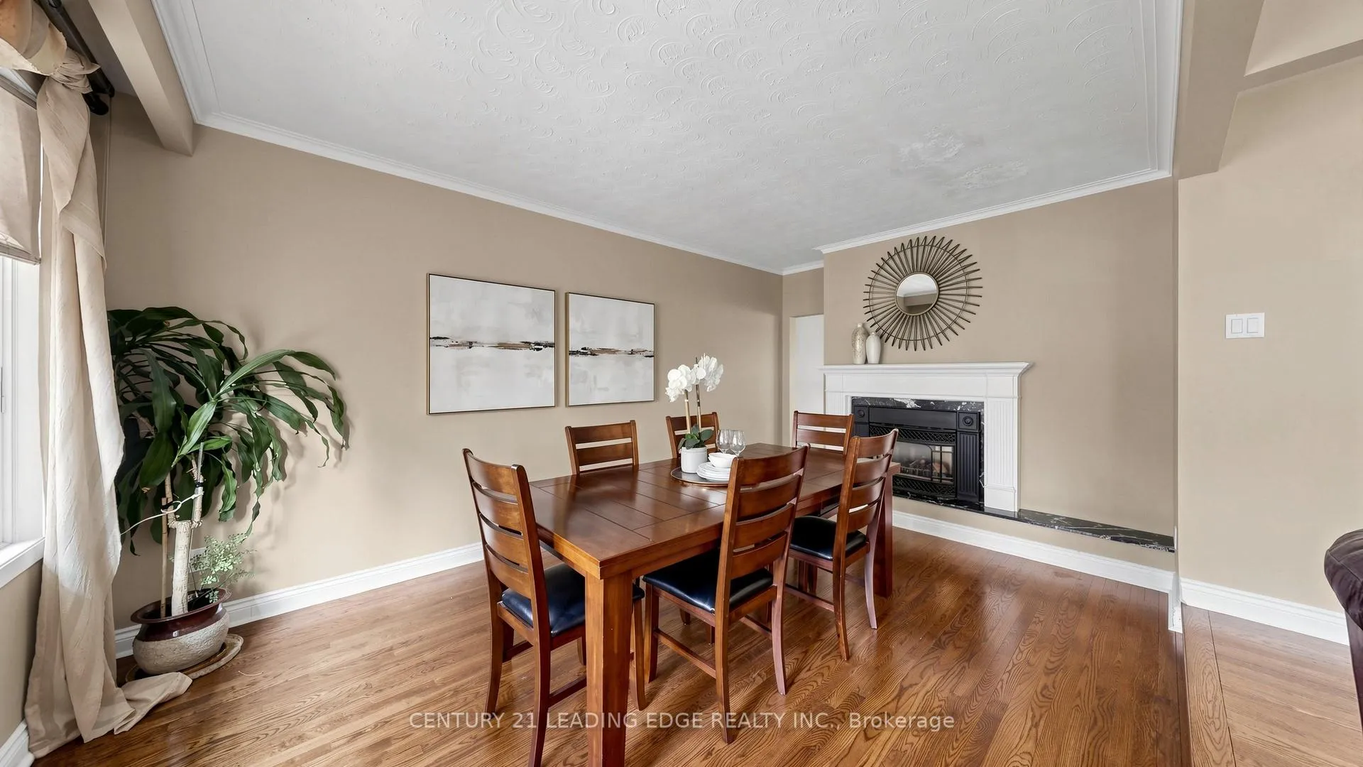Photo 8 of 103 Robinson Street, Markham, Bullock — HOMEH